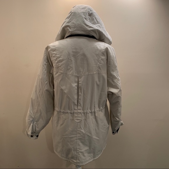 Alaska Trails - White Winter Jacket - Picture 4 of 7